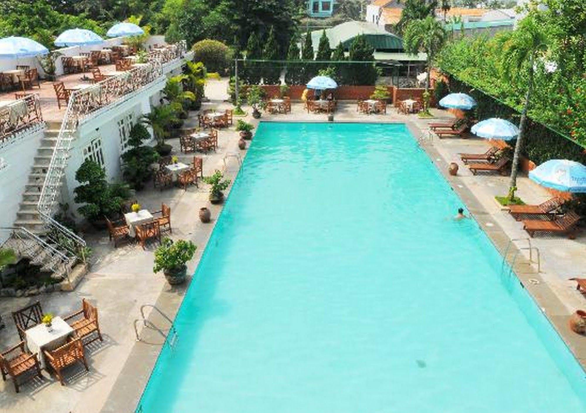 Central Hotel Quảng Ngãi Exterior foto